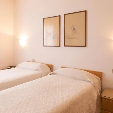 Hotel Due Mori 3*